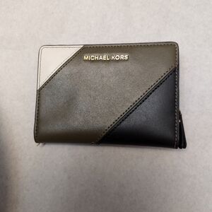 Michael Kors Tricolor Wallet